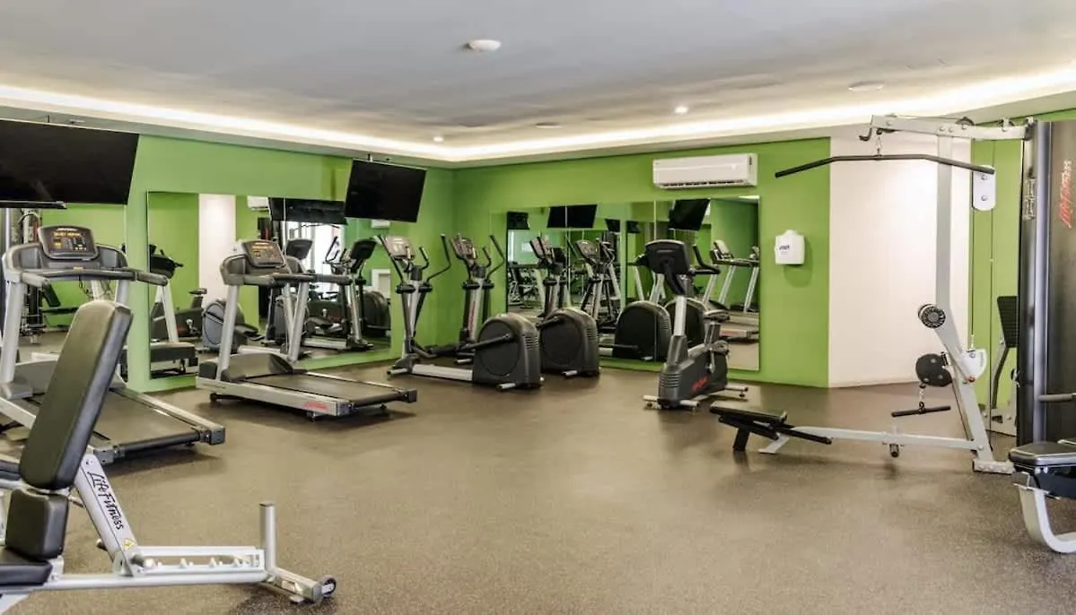 Luxury Condo 150Mb 2 Bedroom Cine Gym Pool プレヤデルカーメン アパート